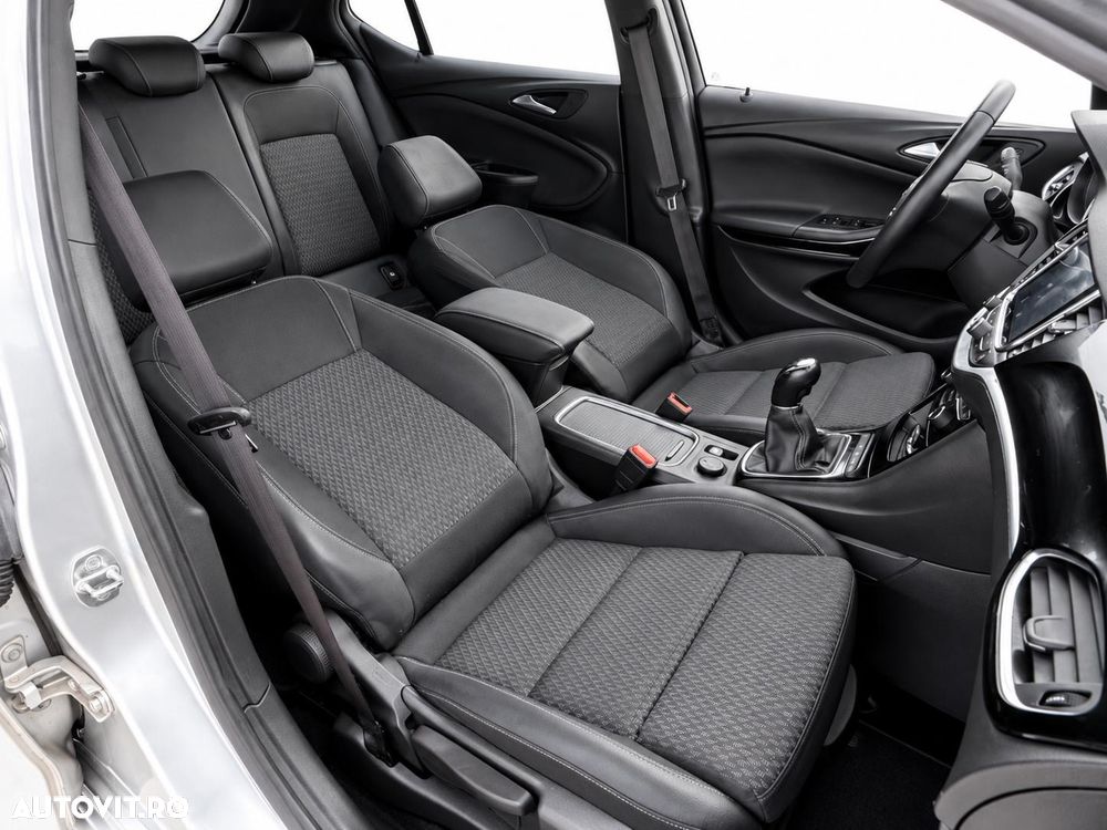 Opel Astra - 10