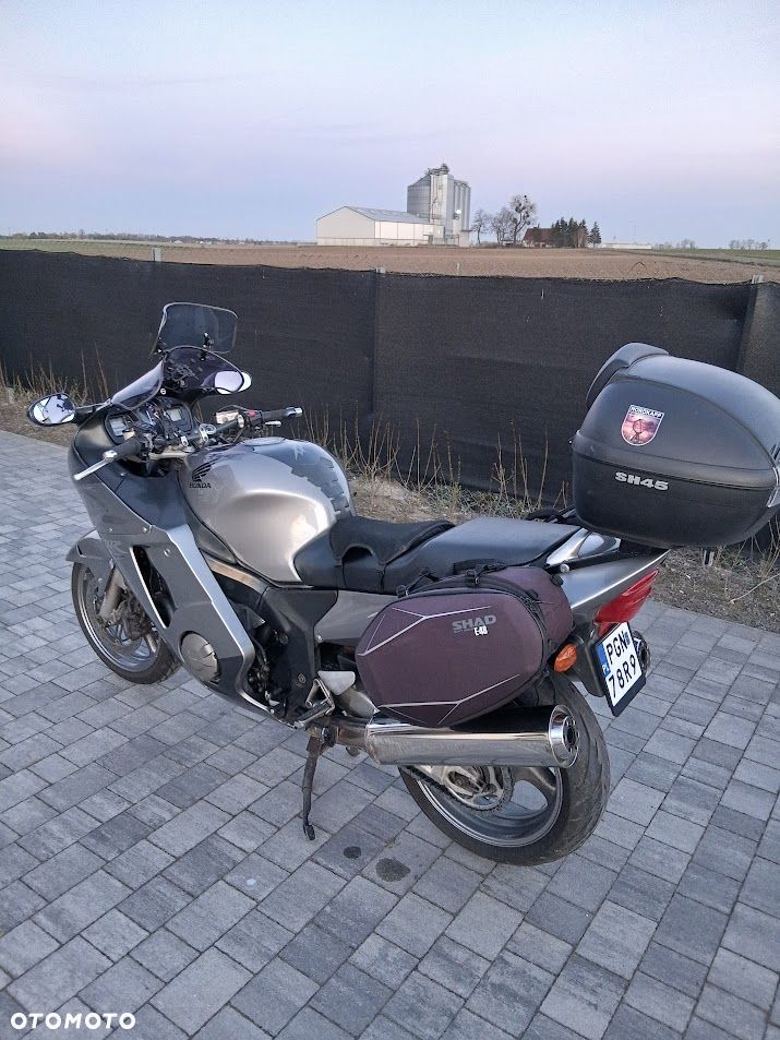 Honda CBR - 4