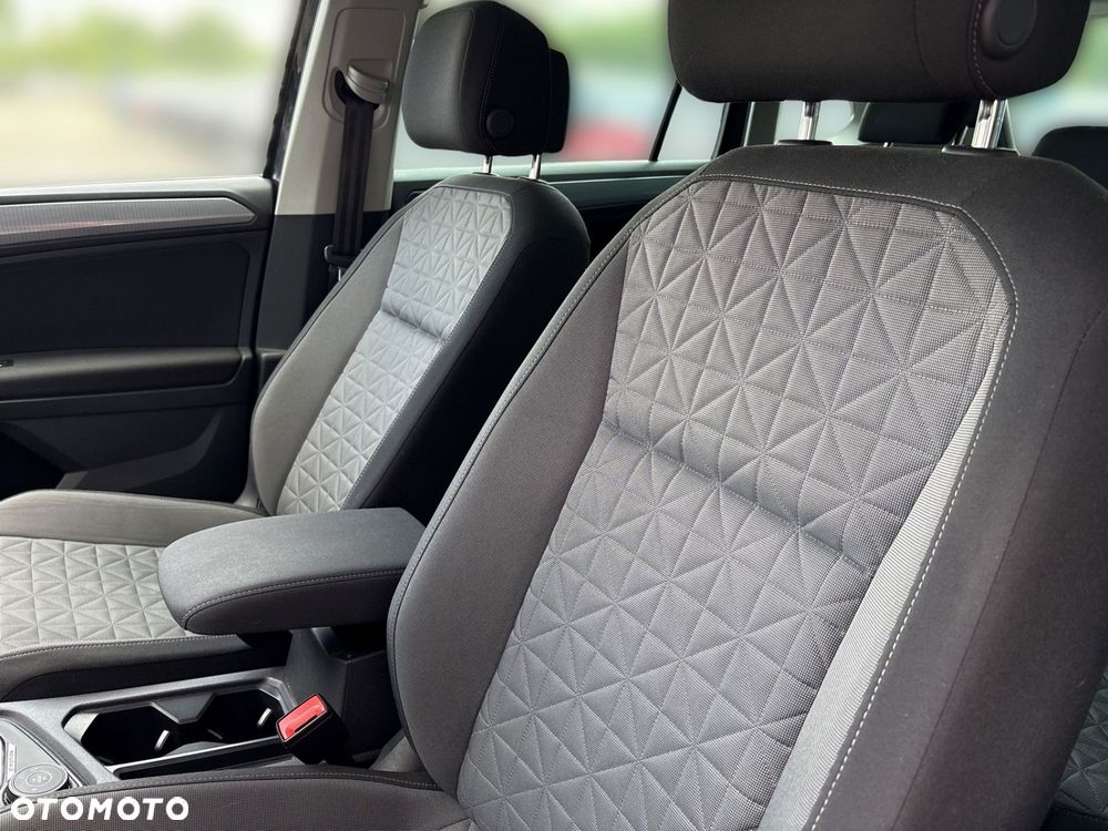Volkswagen Tiguan 2.0 TDI SCR 4Mot Life DSG - 11