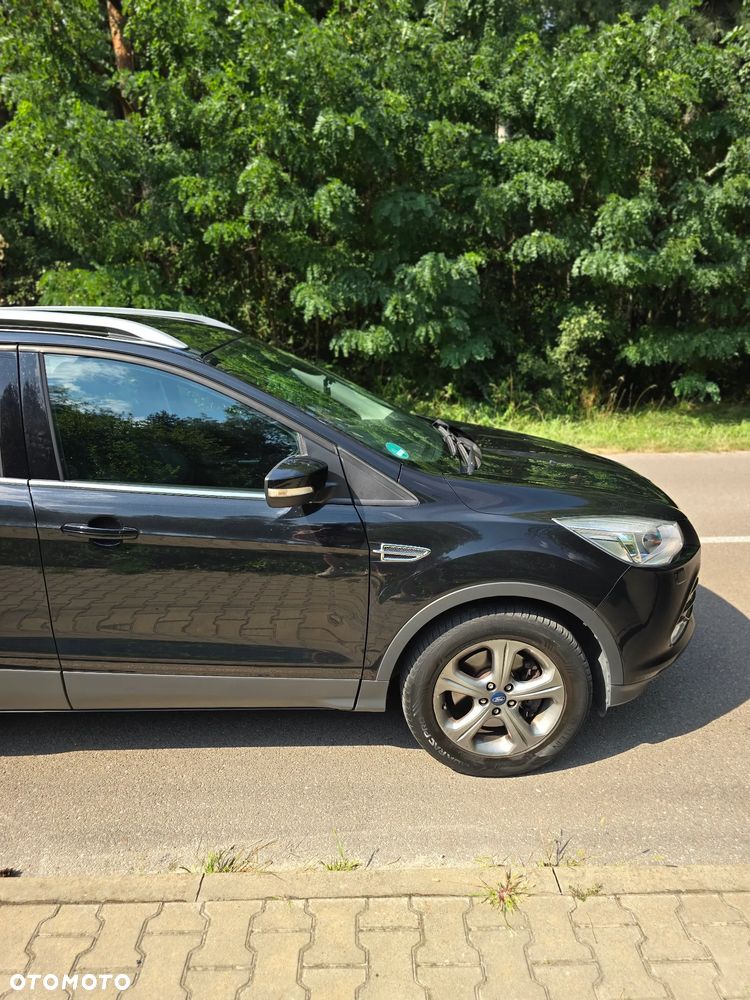 Ford Kuga 2.0 TDCi 2x4 Titanium - 13