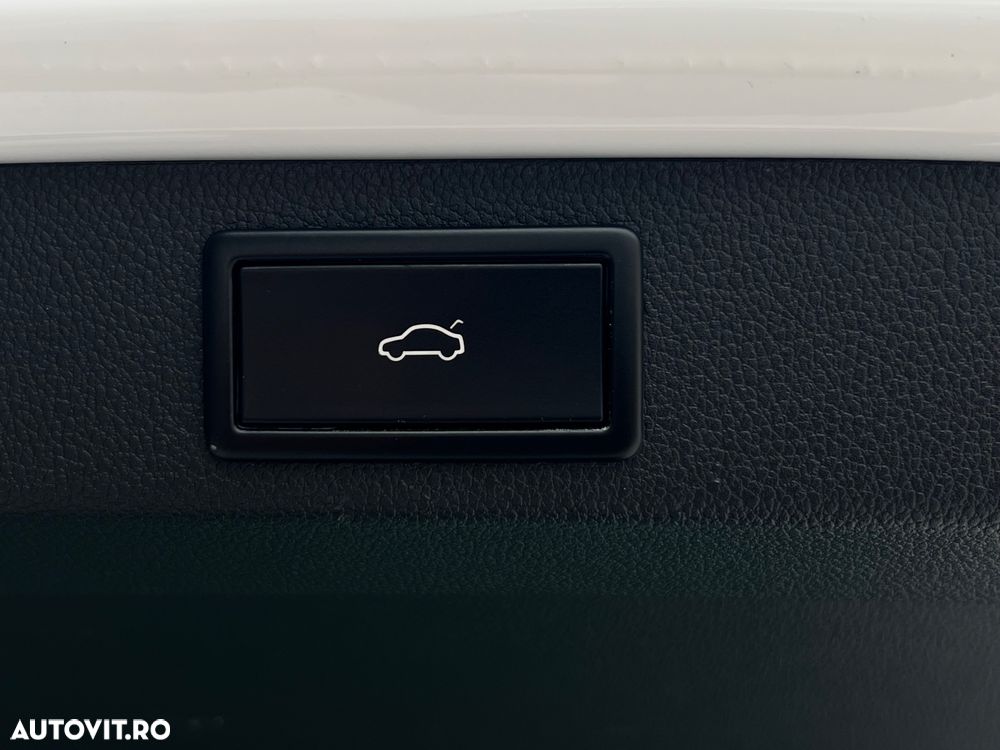 Skoda Superb Combi 2.0 TDI DSG Style - 15