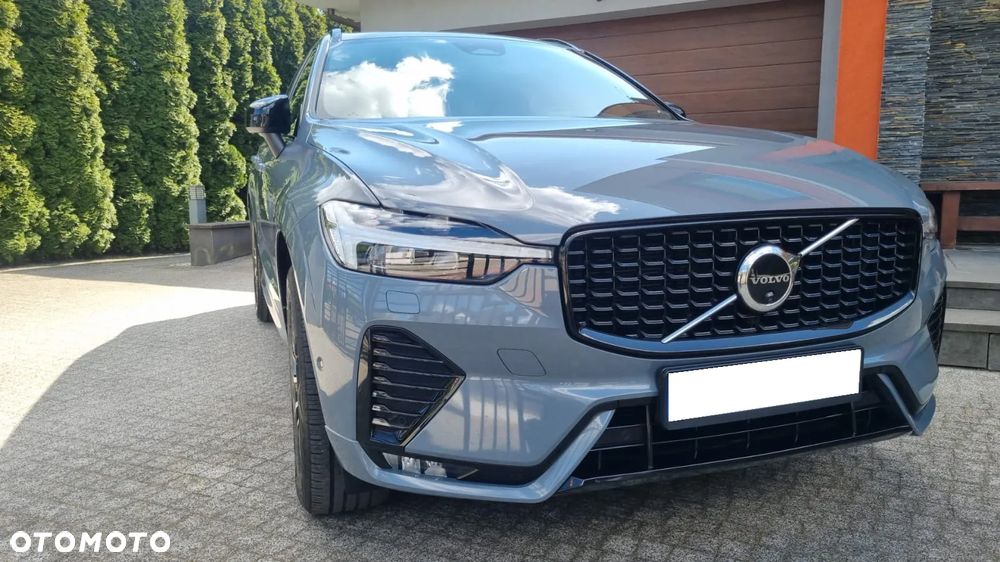Volvo XC 60 B4 D AWD Plus Dark - 5