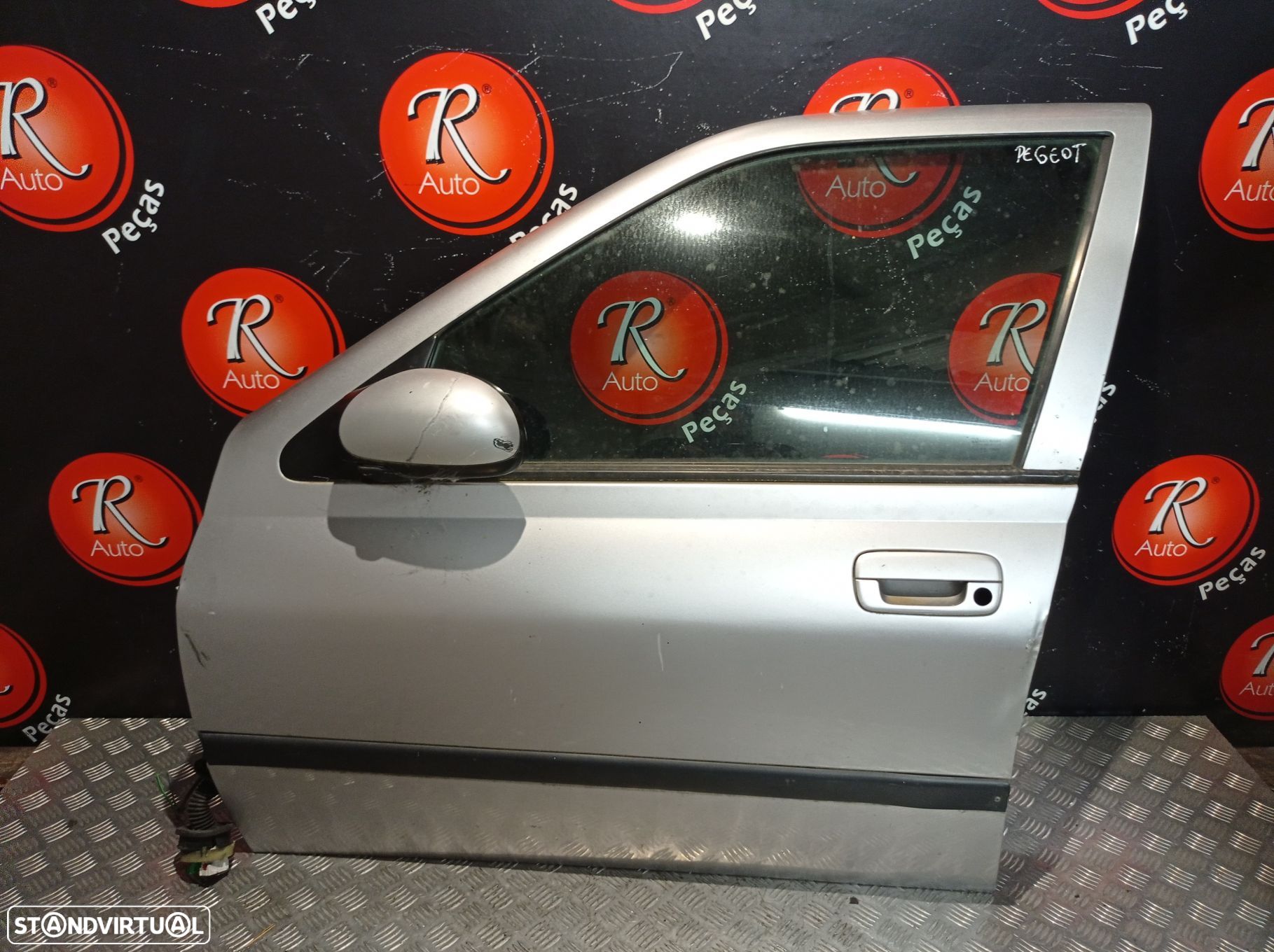 Porta Frente Esq Peugeot 406 (8B) - 1