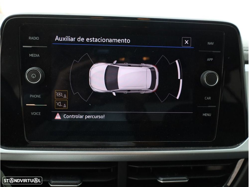 VW T-Roc 1.0 TSI Urban - 24