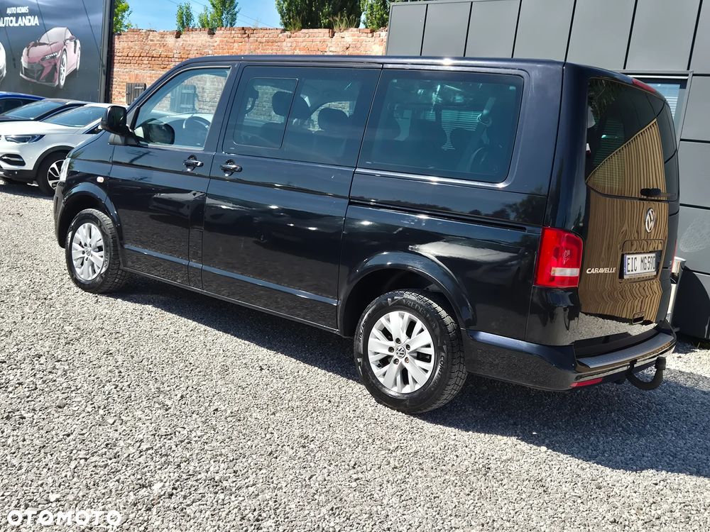 Volkswagen Caravelle - 10