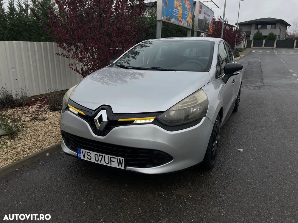Renault Clio 1.5 dCi 75 Expression - 8
