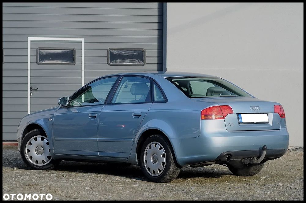 Audi A4 Limousine - 21