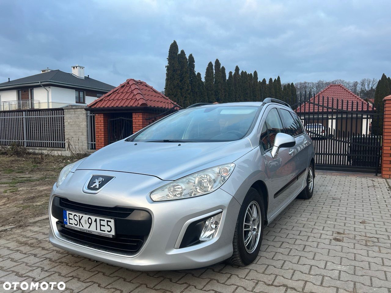Peugeot 308 - 1