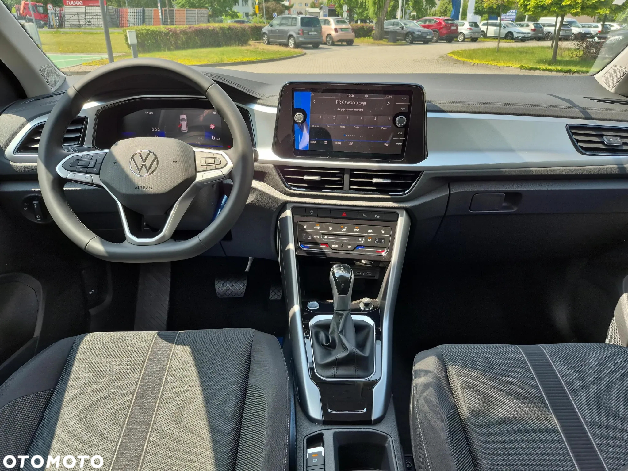 Volkswagen T-Roc 1.5 TSI Life Plus DSG - 11