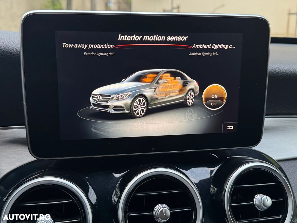 Mercedes-Benz C - 28