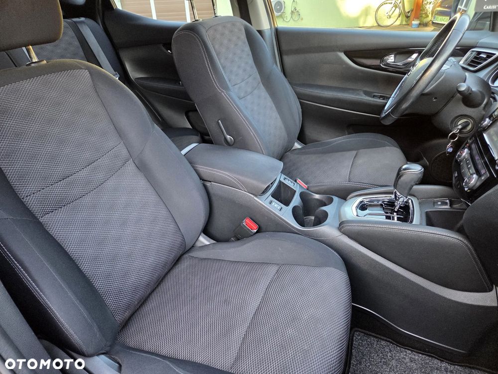 Nissan Qashqai 1.2 DIG-T Xtronic N-Connecta - 26