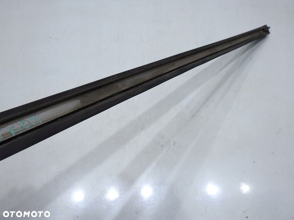 LISTWA USZCZELKA PROGU LEWA VECTRA C LIFT KOMBI - 9