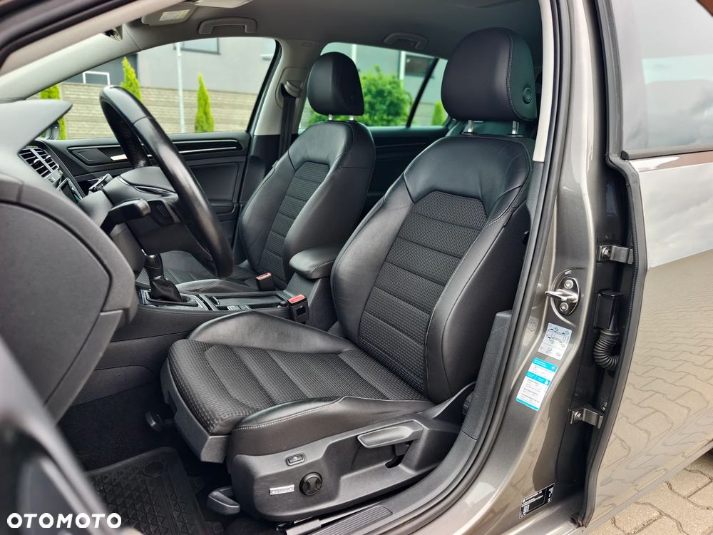 Volkswagen Golf 2.0 BlueTDI DSG Highline - 7