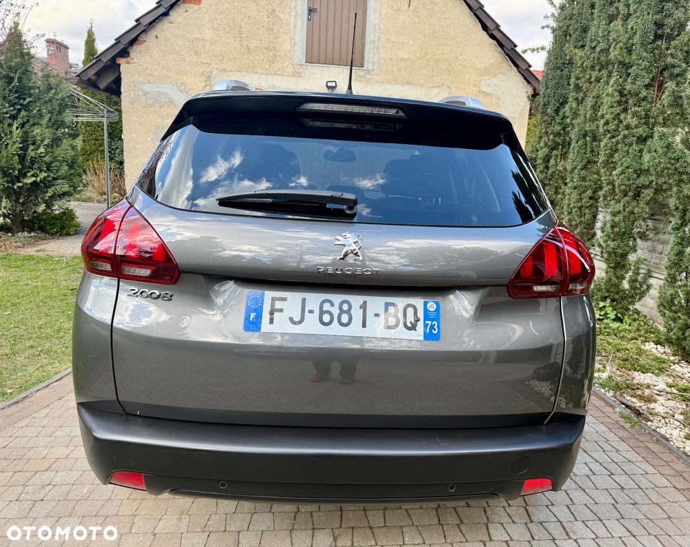 Peugeot 2008 PureTech 110 GPF Stop&Start EAT6 Style - 9