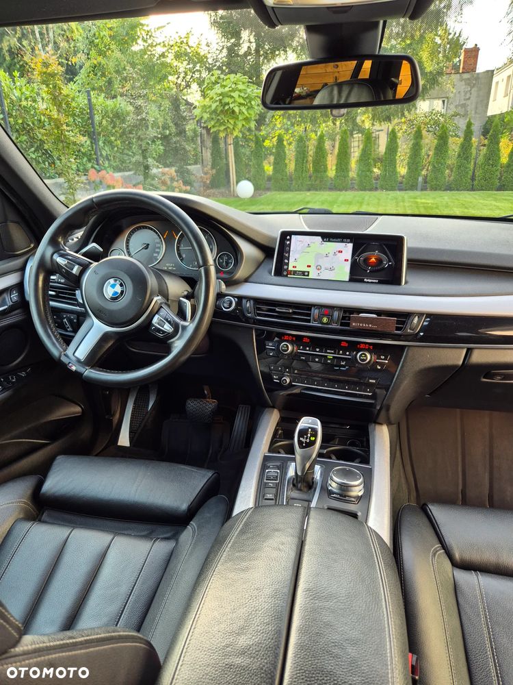 BMW X5 xDrive30d - 14