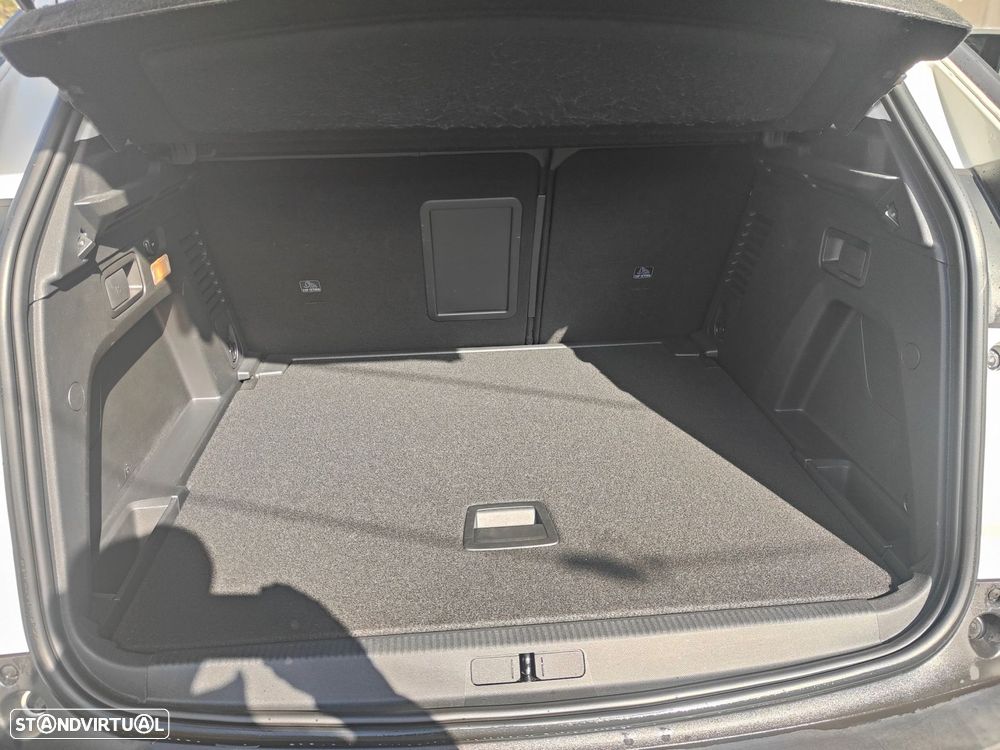 Peugeot 3008 1.2 PureTech Allure EAT8 - 13