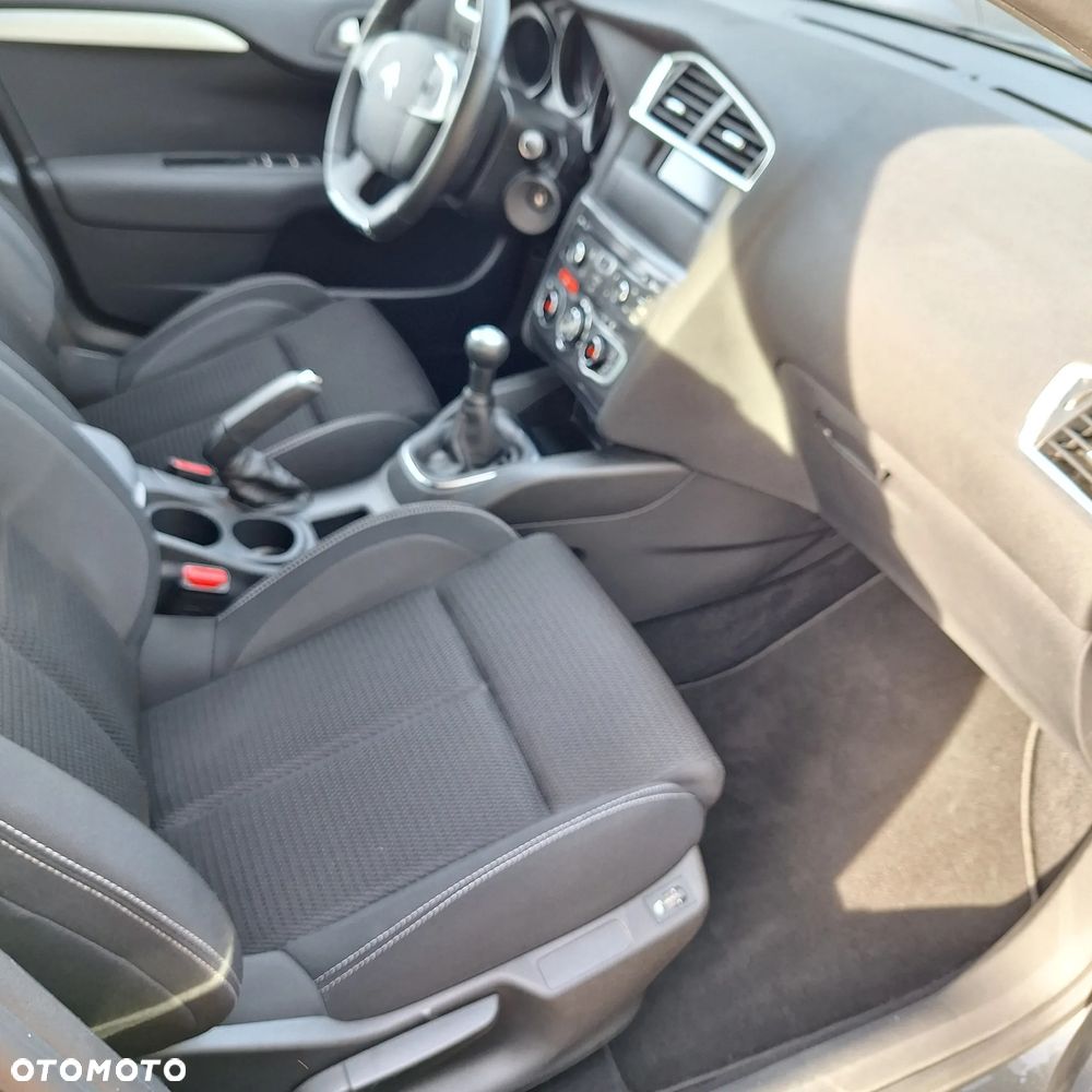Citroën C4 1.4 VTi Seduction - 16