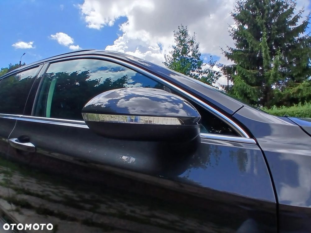 Volkswagen Passat 1.8 TSI BMT Comfortline DSG - 2