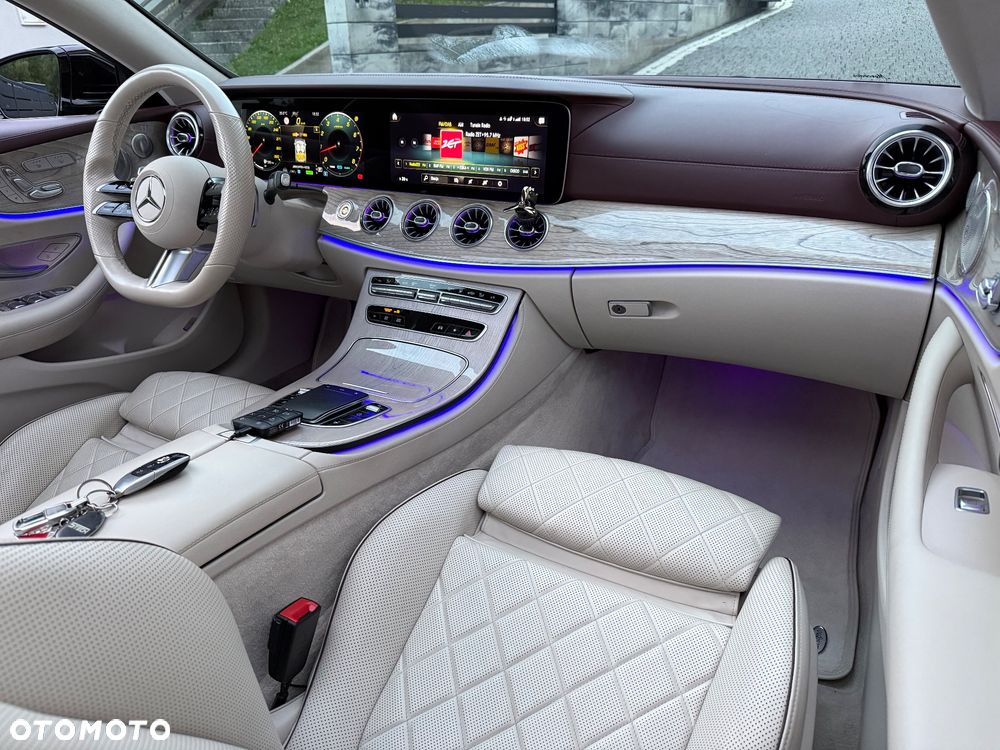 Mercedes-Benz Klasa E 450 4Matic 9G-TRONIC AMG Line - 25