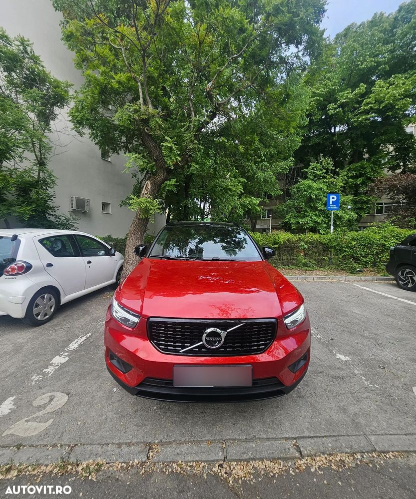 Volvo XC 40 D4 AWD R-Design - 3