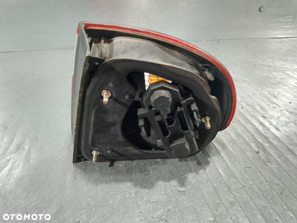 LAMPA TYLNA LEWA SEAT TOLEDO II 1M5945095B SEDAN - 3