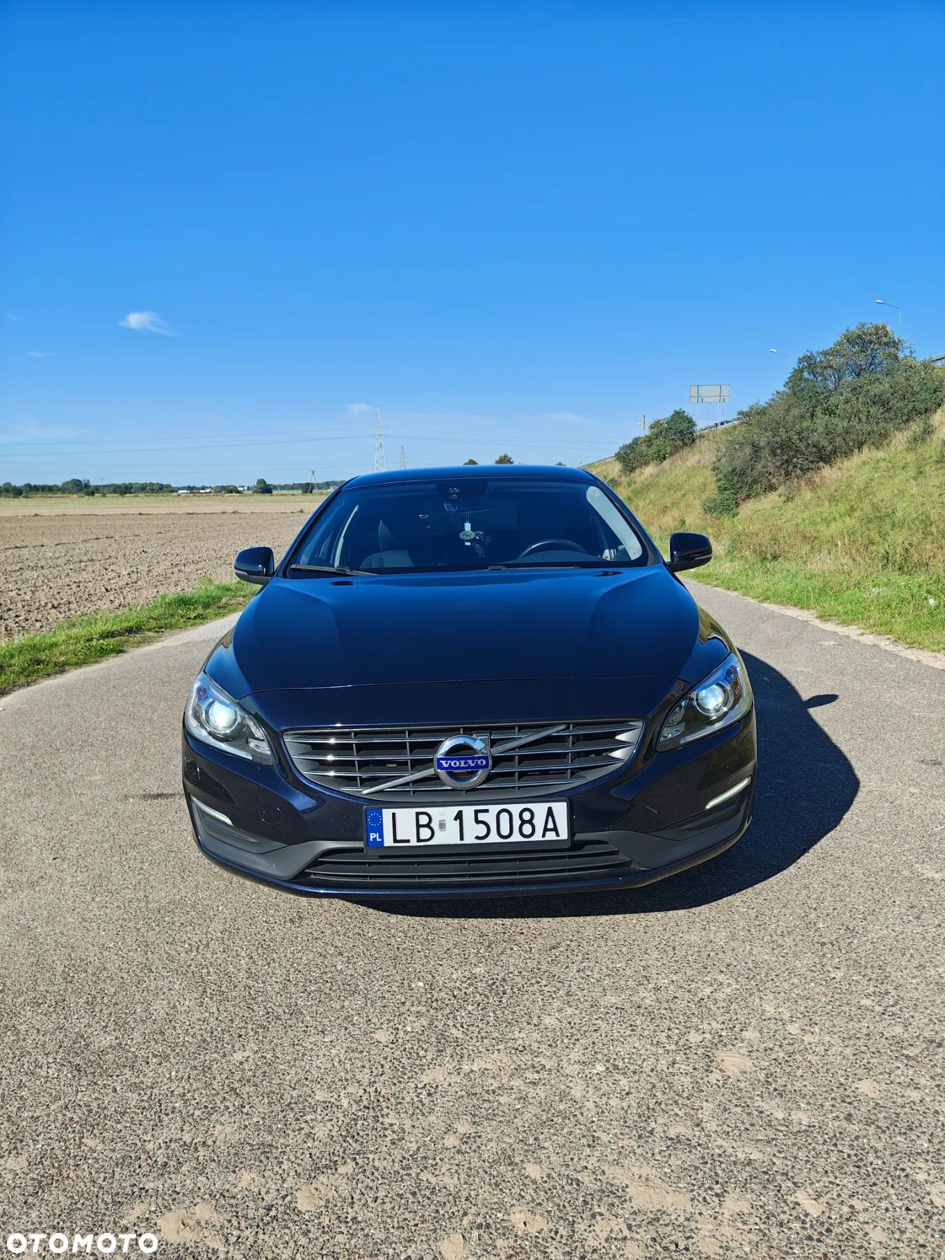 Volvo V60 D2 Momentum - 1