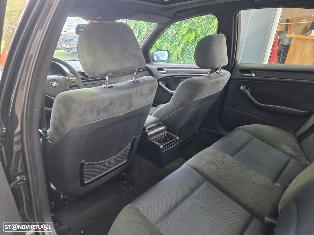 BMW 320 d Sport - 15