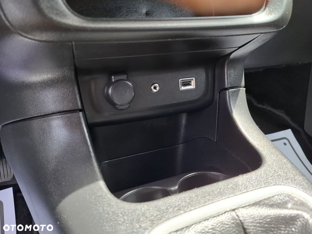 Citroën C3 Pure Tech (VTi) 82 Exclusive - 29