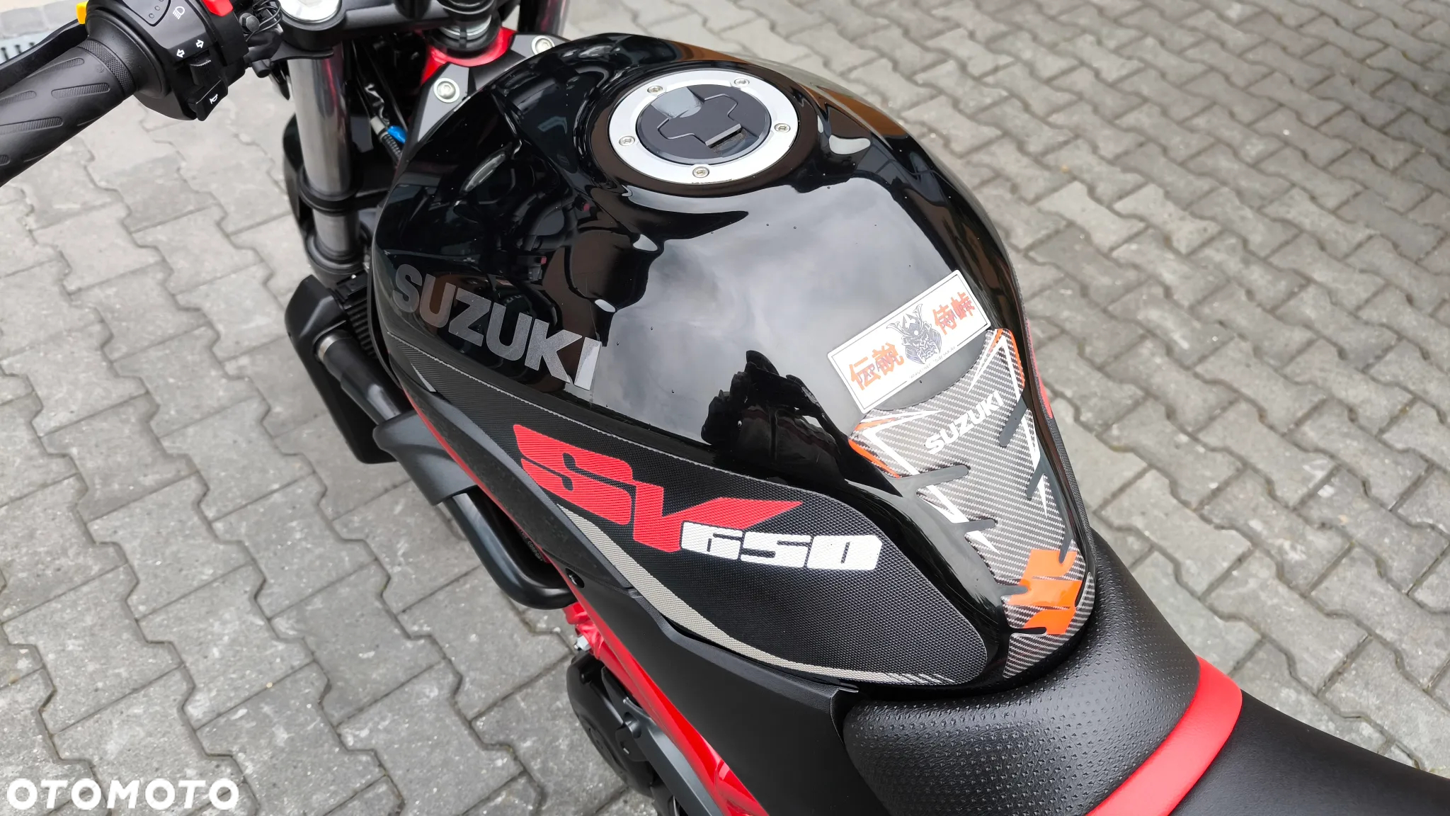 Suzuki SV - 18