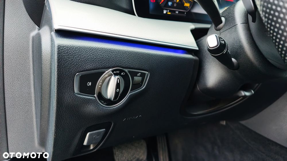 Mercedes-Benz Klasa E 220 d 9G-TRONIC Avantgarde - 32