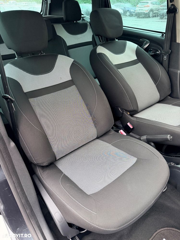 Dacia Duster 1.6 4x2 Laureate - 21