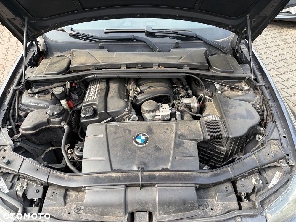 BMW Seria 3 318i Edition Lifestyle - 14