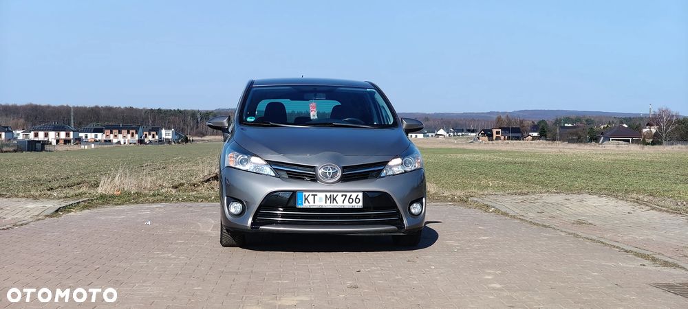 Toyota Verso 2.0 D-4D 5-Sitzer Executive - 3