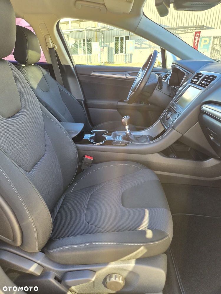 Ford Mondeo - 30