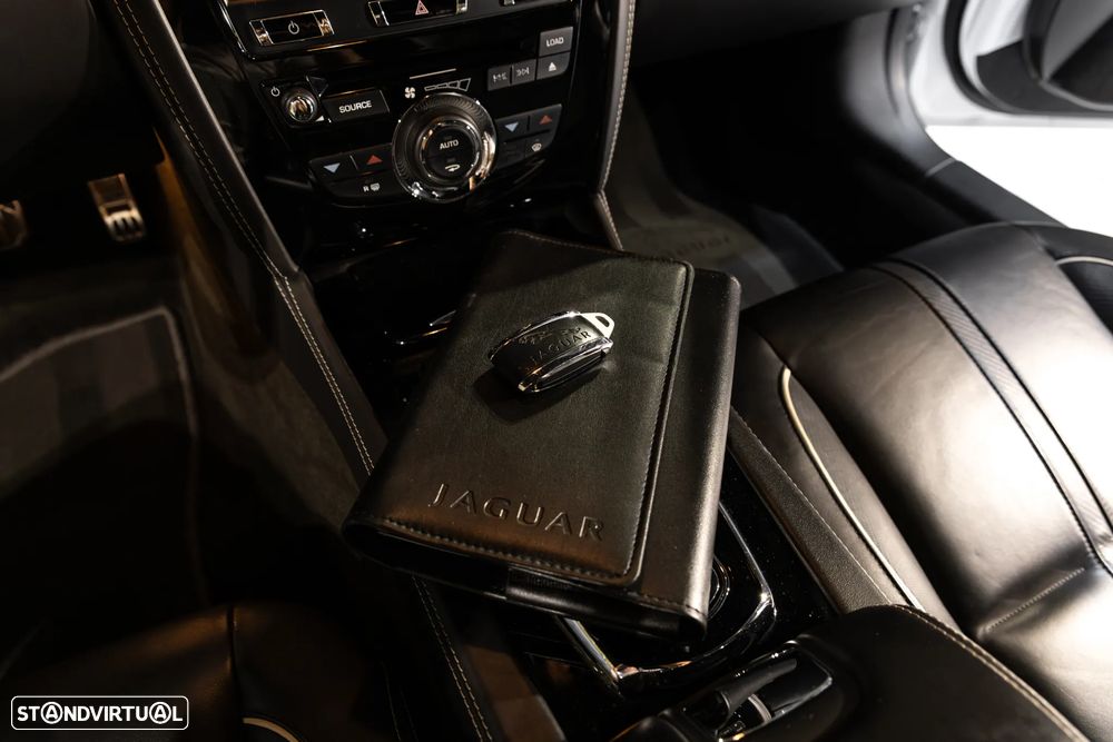 Jaguar XK XKR-S 5.0 Kompressor - 52