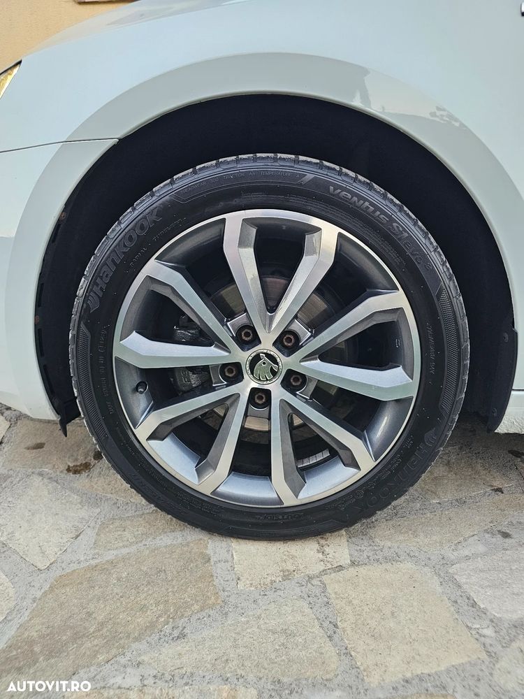 Skoda Octavia - 10