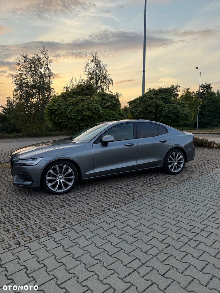 Volvo S60 T5 Momentum Pro - 13