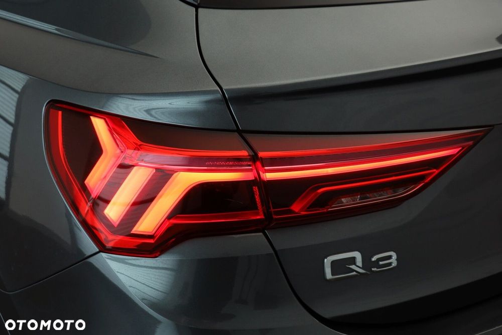Audi Q3 - 4