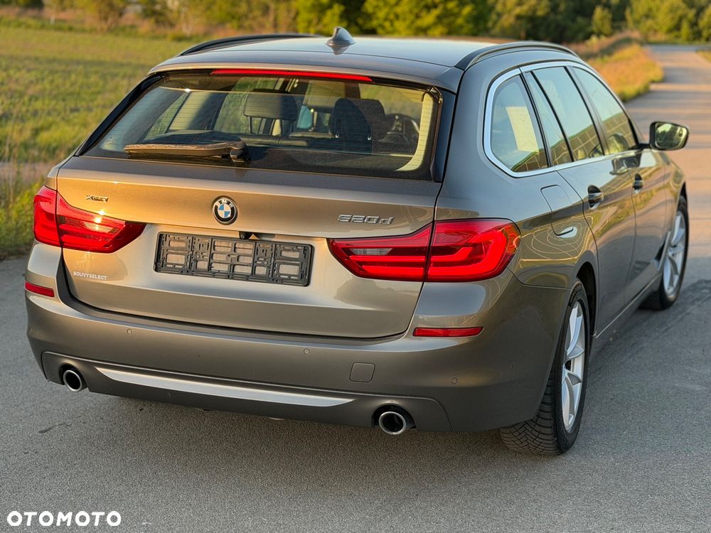 BMW Seria 5 520d xDrive Luxury Line sport - 5