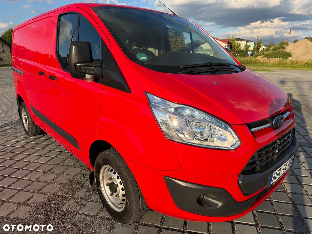 Ford TRANSIT CUSTOM - 9