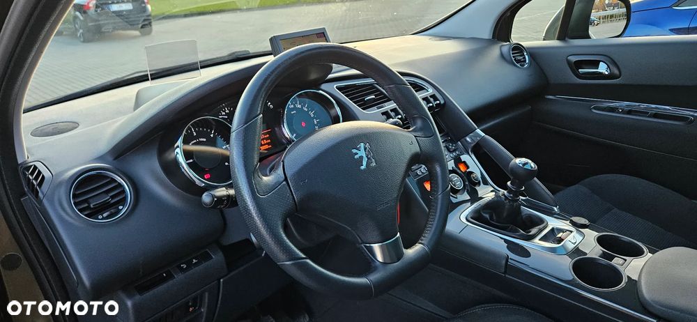 Peugeot 3008 HDi 150 Allure - 11