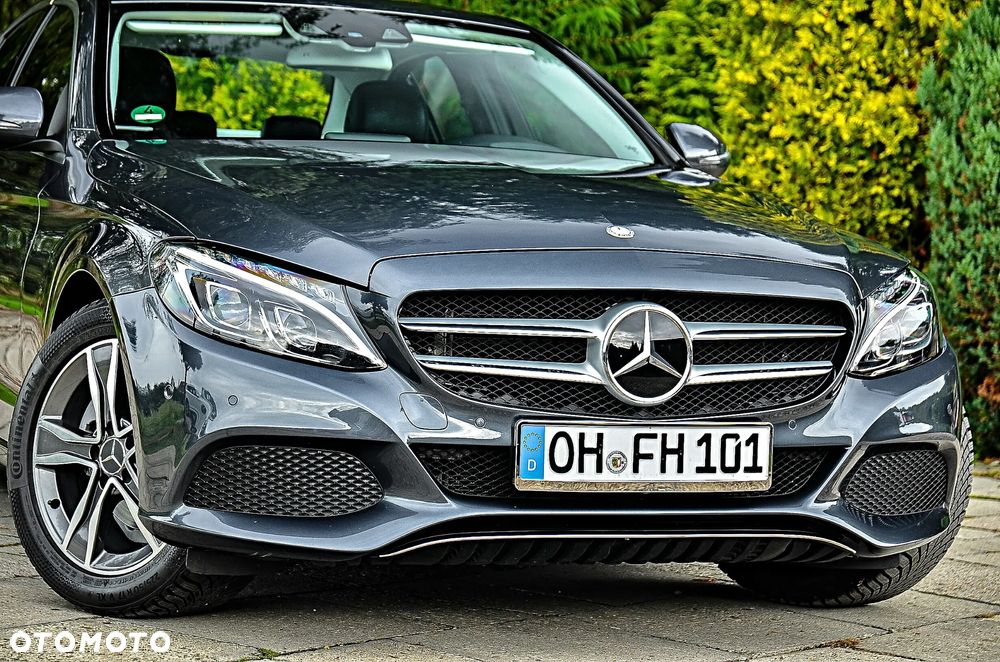 Mercedes-Benz Klasa C 180 T 7G-TRONIC Exclusive - 12