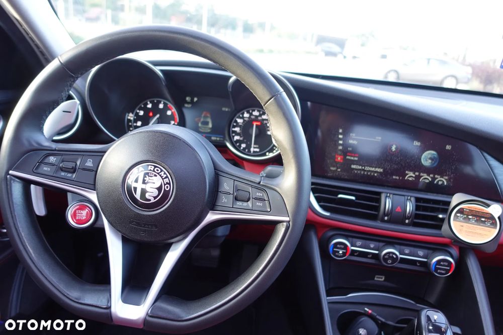 Alfa Romeo Giulia 2.0 Turbo Veloce Q4 - 8