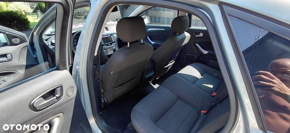 Ford Mondeo - 6