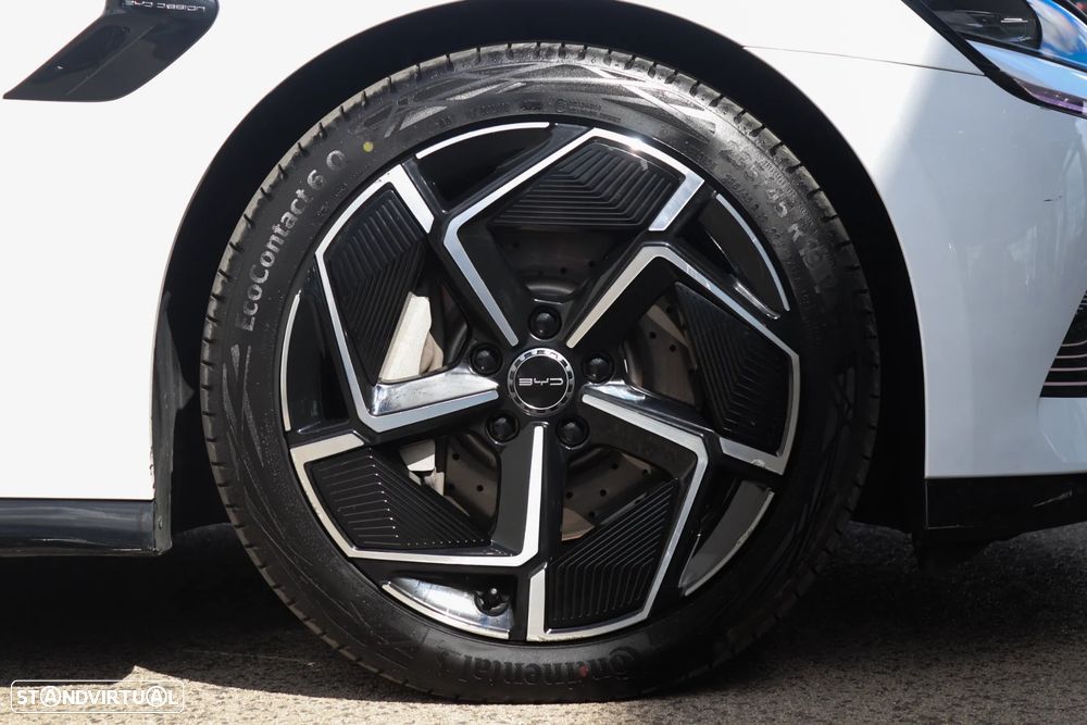 BYD Seal 82.5 kWh AWD Excellence - 31