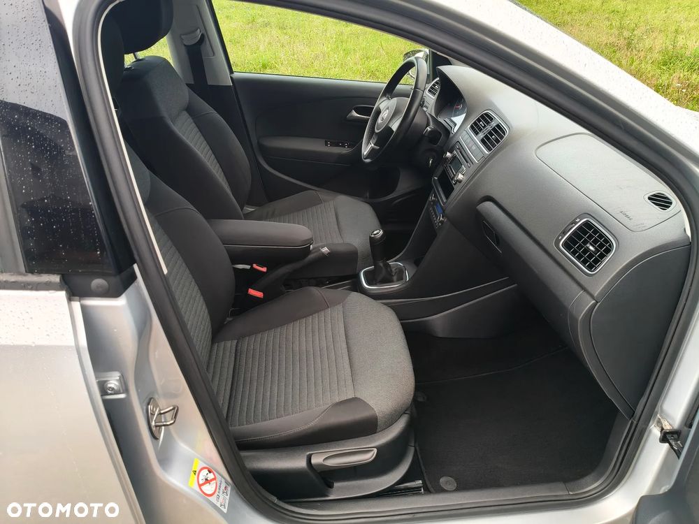 Volkswagen Polo 1.4 Team - 12