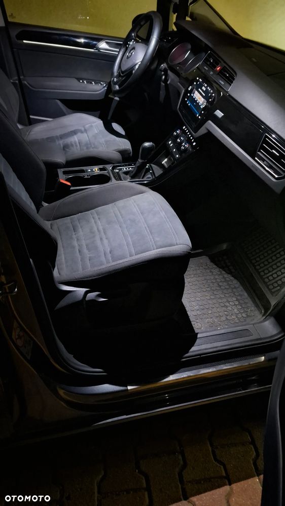 Volkswagen Touran - 7