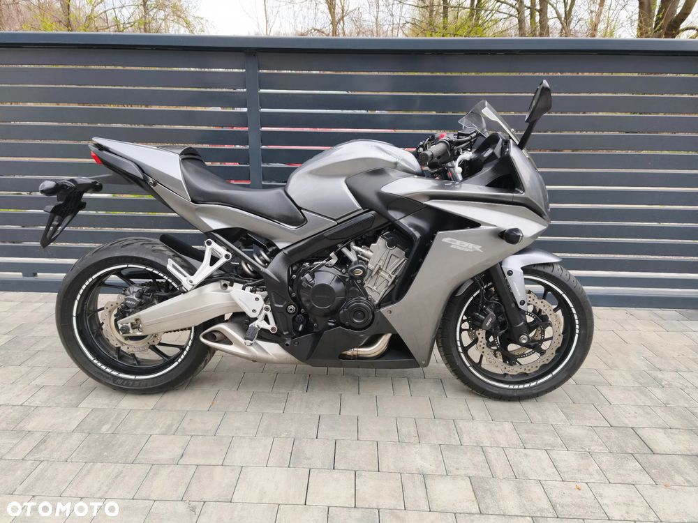 Honda CBR - 12
