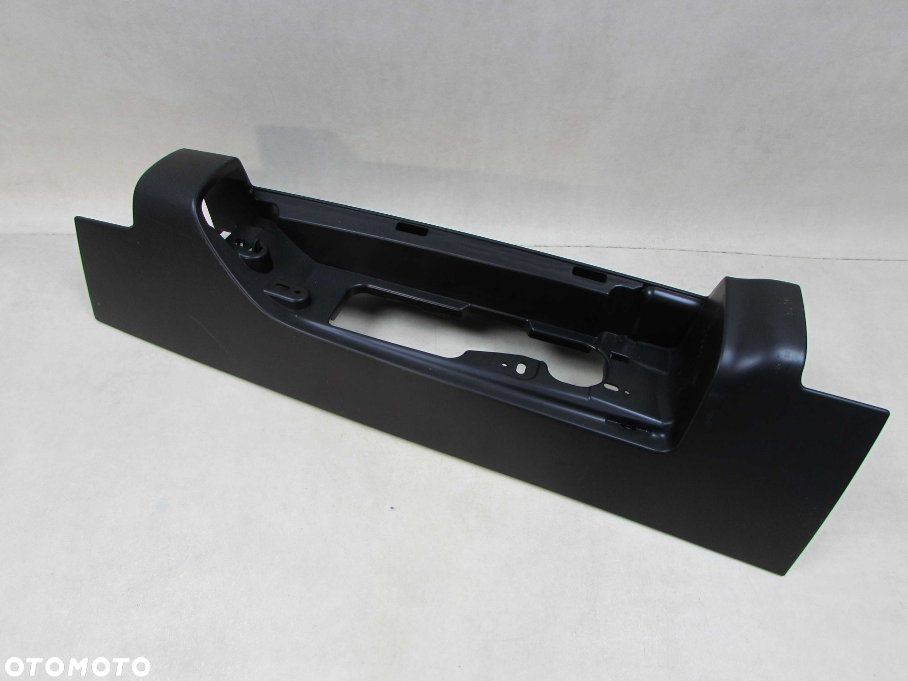 RENAULT TRAFIC III VIVARO II TALENTO 14-21 RAMKA OSLONA LAMPY TYL LEWA 93450956 265A63380 - 2