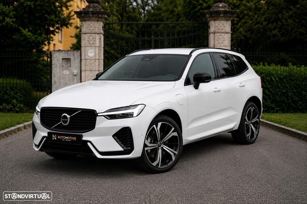 Volvo XC 60 T8 AWD Recharge Plus Black Edition - 3
